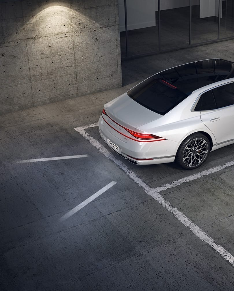 genesis g90 rear view