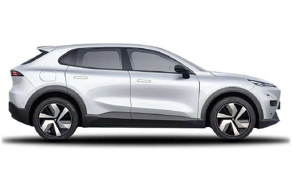 Deepal S05 side view in white color