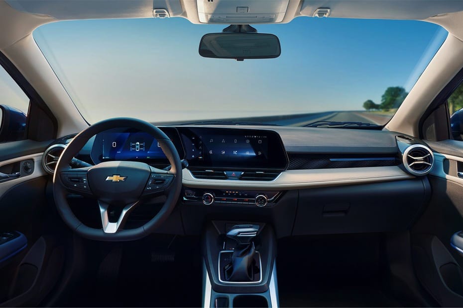 Chevrolet Cruze interior view