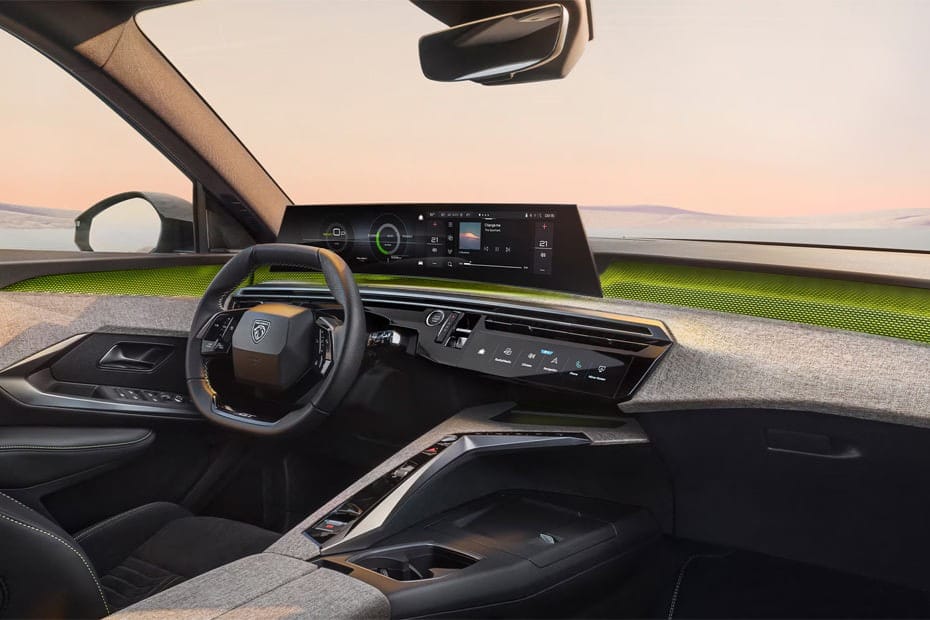 peugeot 5008 interior view