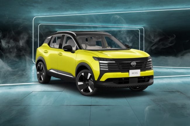 Nissan Kicks front view in yellow color