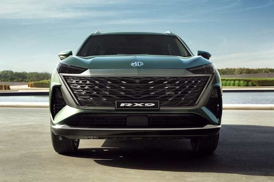 MG RX9 front view in green color