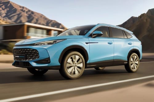 MG HS side view in blue color