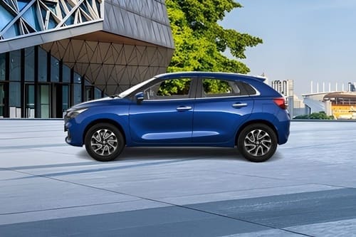 Suzuki Baleno side view in blue color