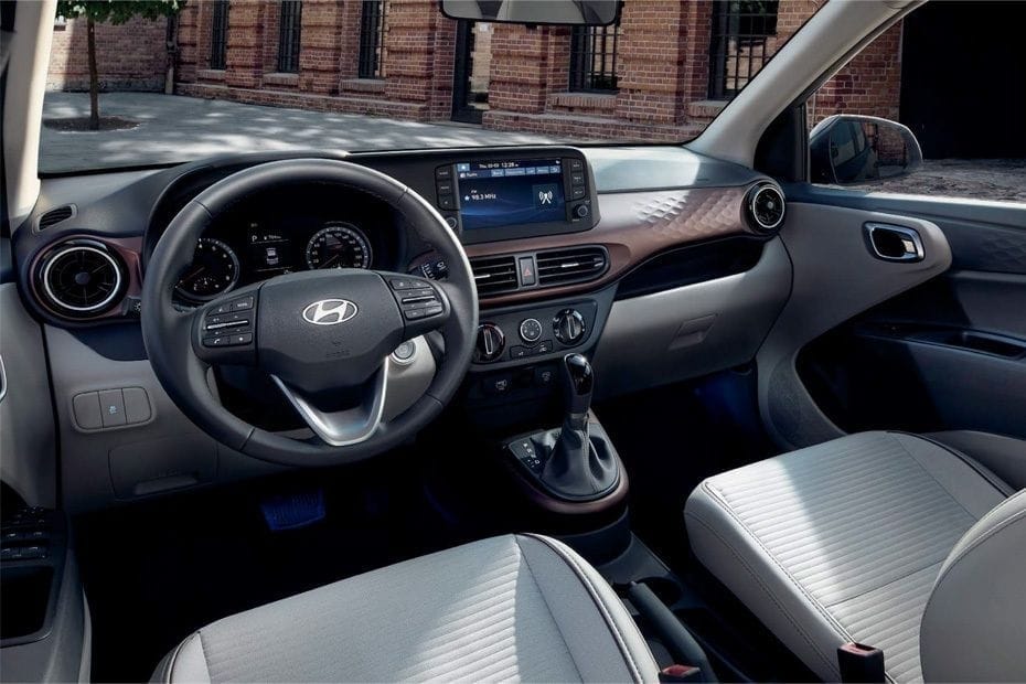Hyundai Grand i10 interior view
