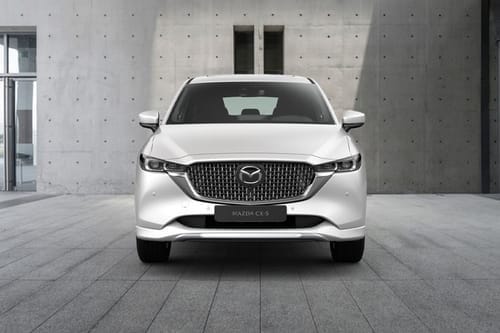 Mazda CX-5 fornt view in white color